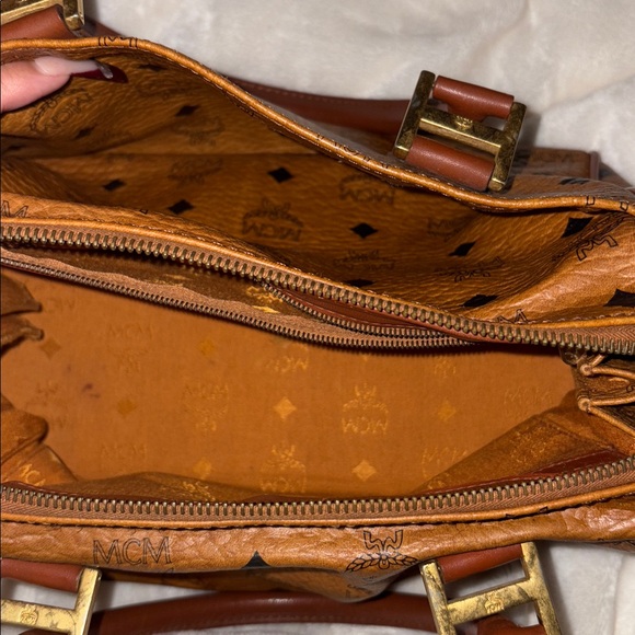 MCM Boston Bag - Picture 4 of 6